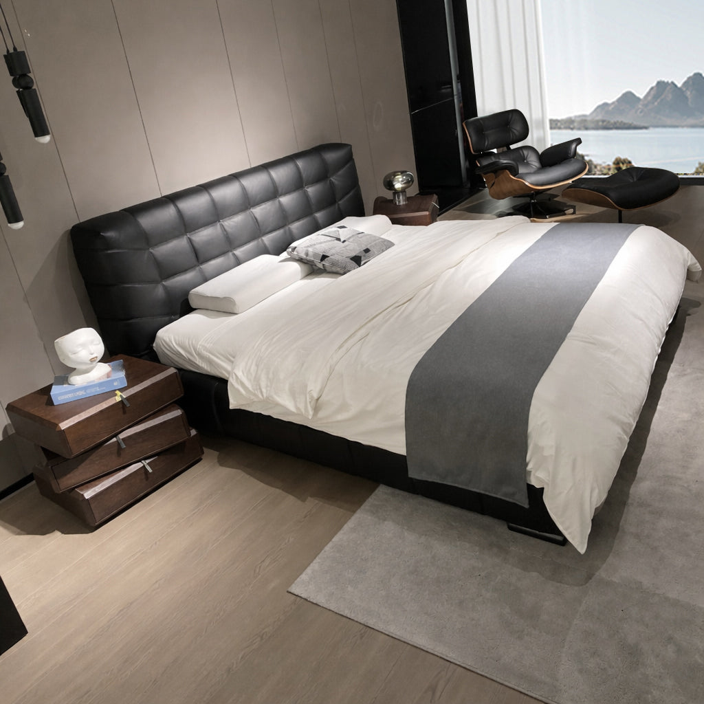 Antoine Bed