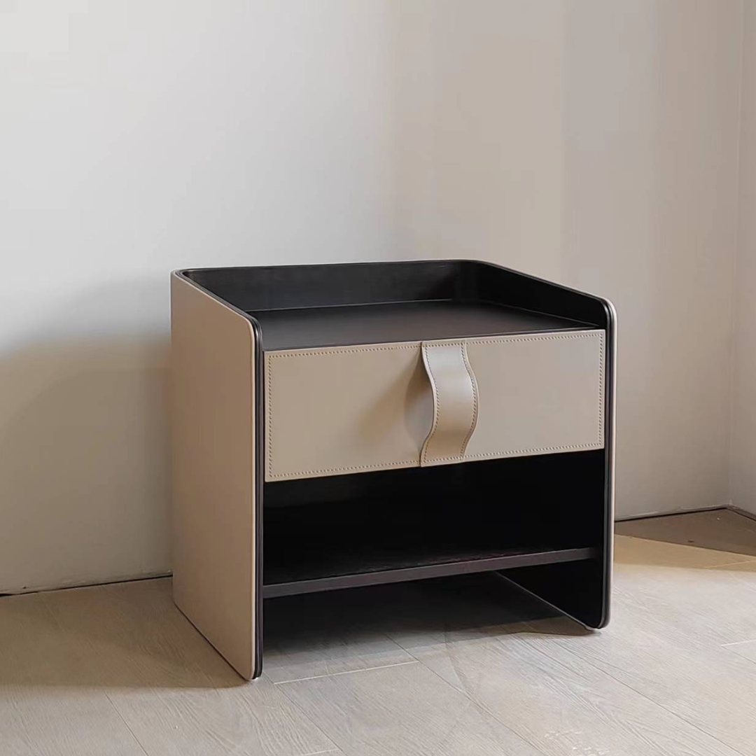 Lasvi Bedside Table
