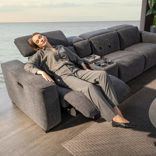 Selecting the Right Recliner Sofa for Back Pain Relief