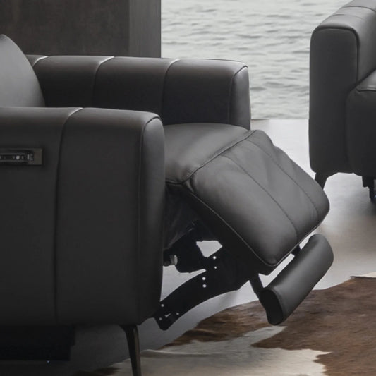 Manual vs Power Recliner - Which Should You Choose?