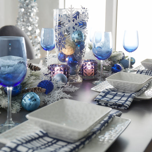 Christmas Dining Room Ideas: Best Seasonal Themes in Blue