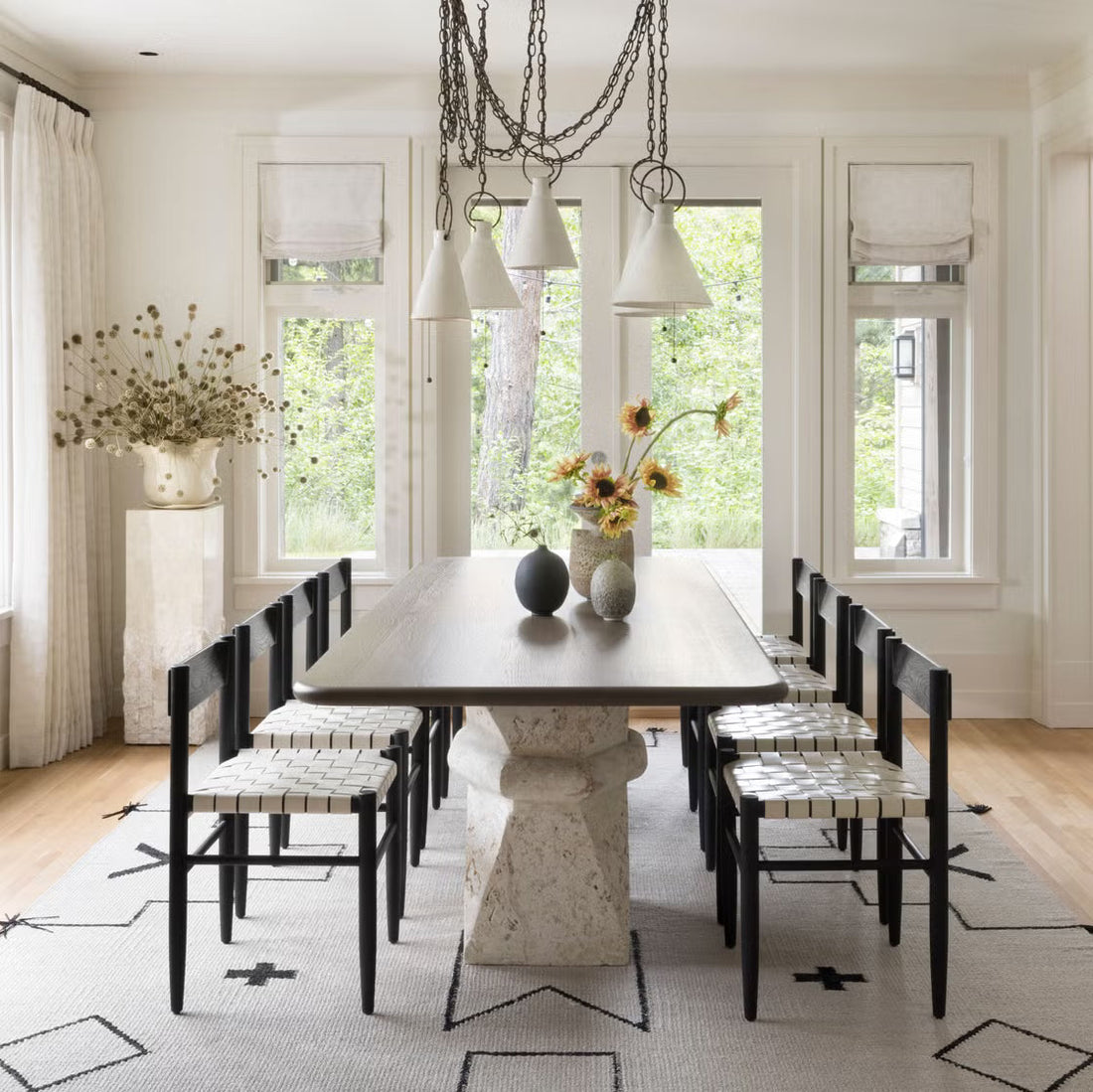 20 Dining Table Decor Ideas for a Modern Look